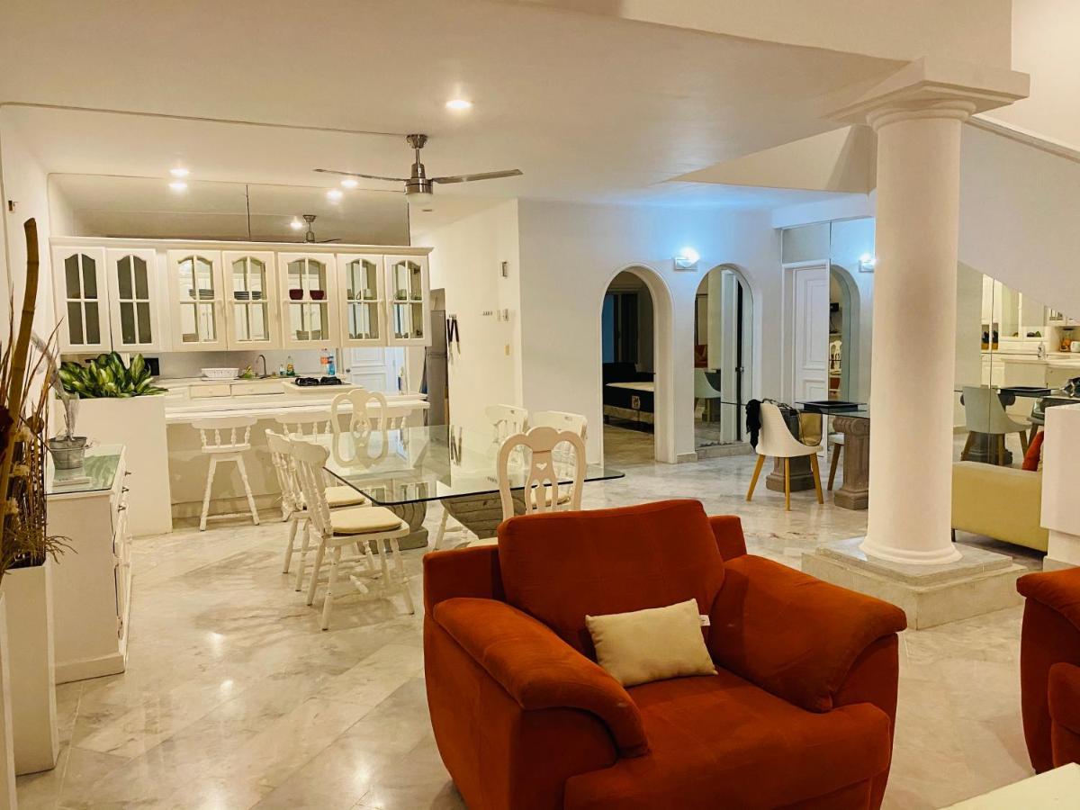 Casa Blanca ZH Kukulkán Mall Cancún Kültér fotó